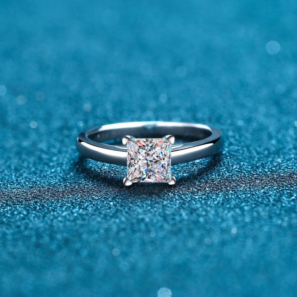 Certified 2ct. t.w. Diamond Moissanite Princess Cut Engagement Ring NEW - Picture 5 of 8